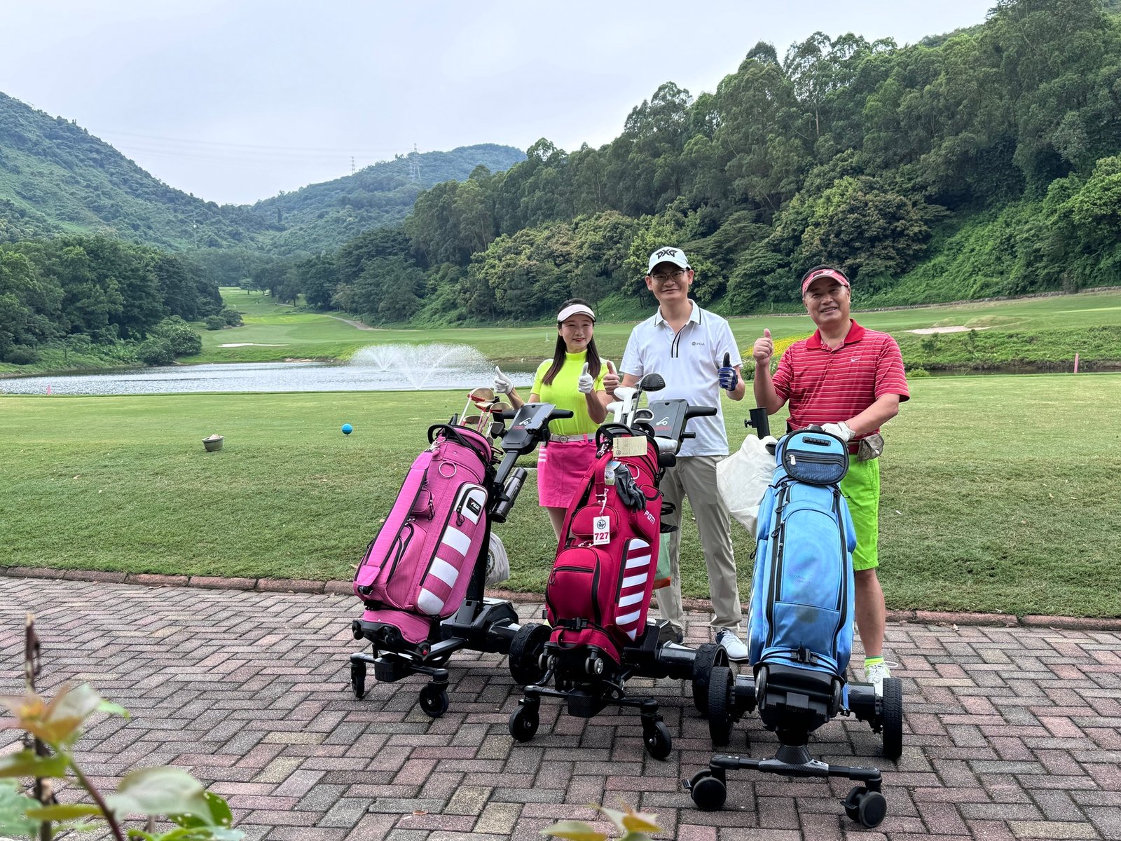 Follow Me Trolleys: Why 500+ Pros Switched from 3-Wheel Push Carts